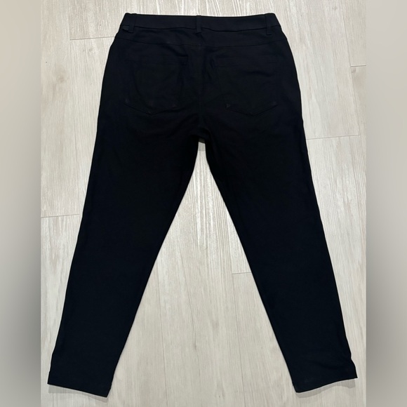 lululemon athletica Black ABC Classic-Fit 5 Pocket Pant - Picture 8 of 11
